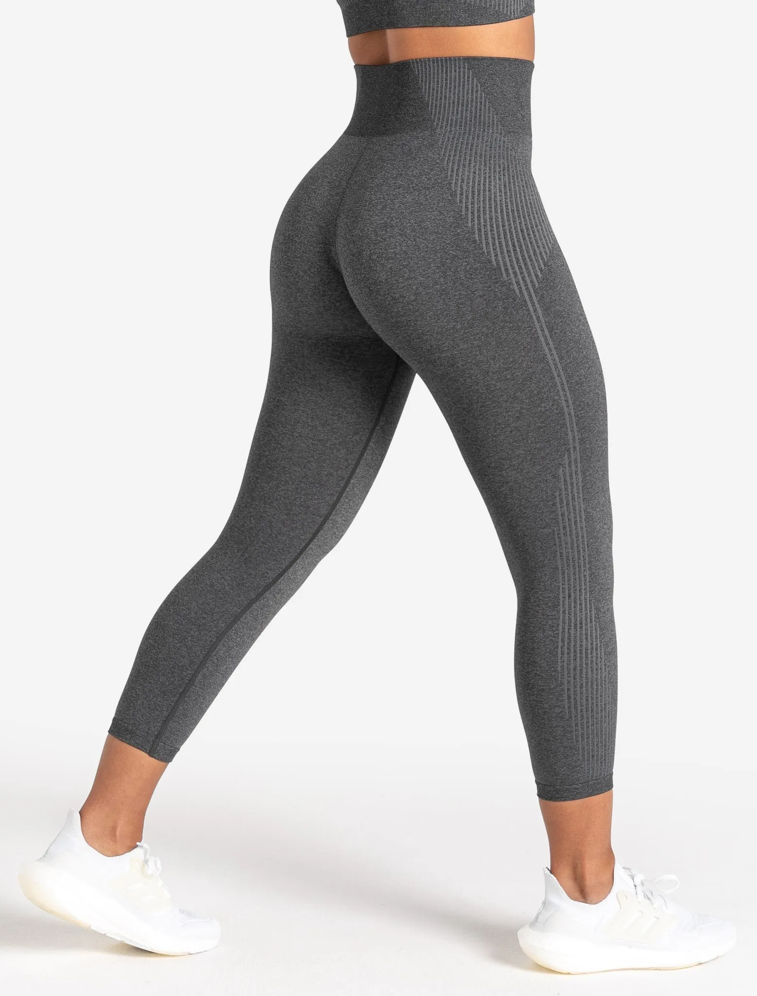 ADAPT 2.0 Seamless 7/8 Leggings - Charcoal