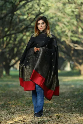 AMAZING BLACK WITH RED COLOUR PALLA  ZARI SHAWL DEFINES ROYAL AND LUXURIOUS EXTREMELY COMFORTABLE FOR ALL EVENTS