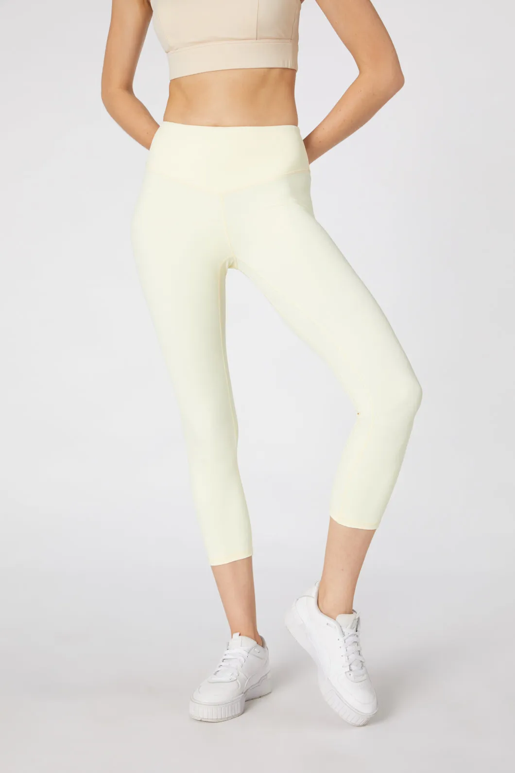 Basics 3/4 Legging