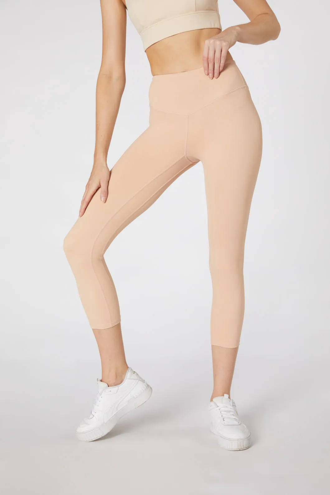 Basics 3/4 Legging