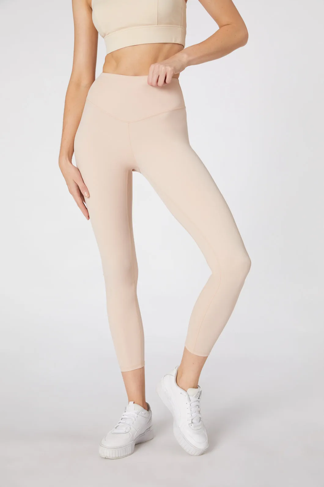 Basics 3/4 Legging