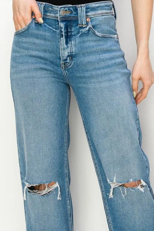 PLUS SIZE - HIGH RISE STRAIGHT LEG JEANS