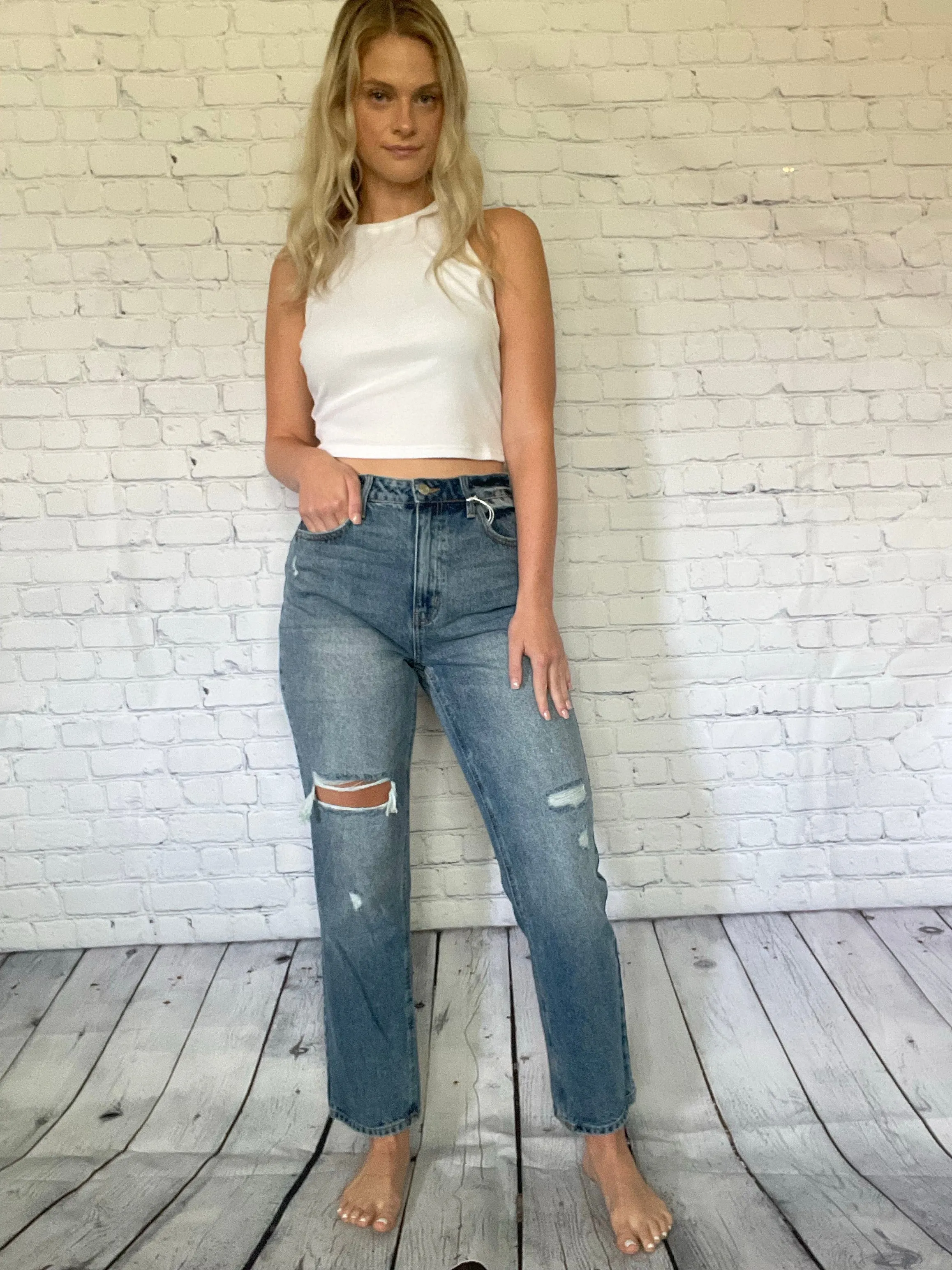 The Reba's - Distressed Straight Jeans